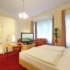 Hotel Vivaldi Am Kurfuerstendamm Berlín